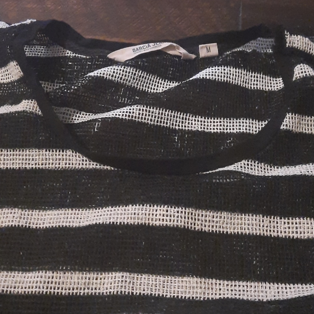 Sheer‎ tee - Picture 6 of 6